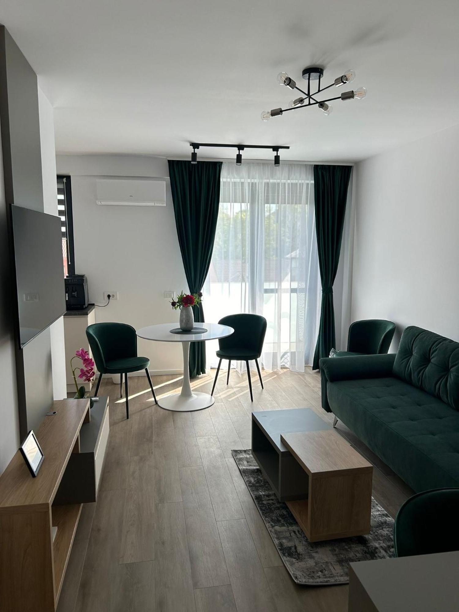 Coquette Studio Central Oradea Exteriör bild